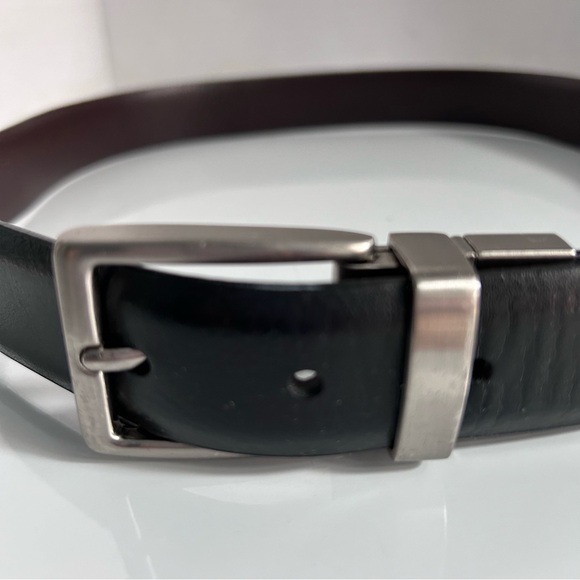 Tommy Hilfiger MEN black/brown reversible leather belt 38” long size 32 - Picture 3 of 6